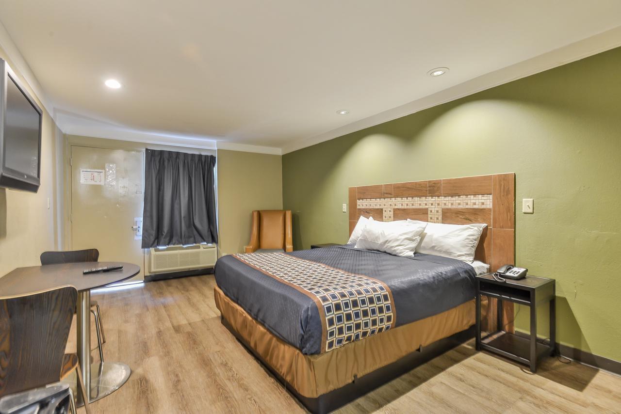 Budgetel Inn And Suites Raleigh Eksteriør bilde