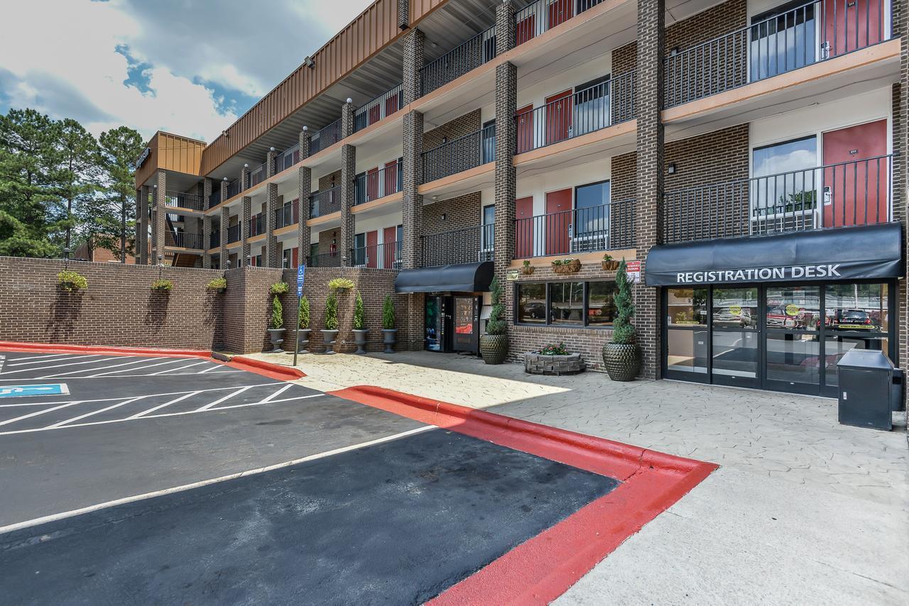Budgetel Inn And Suites Raleigh Eksteriør bilde